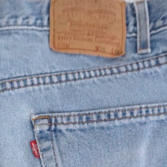 Vintage '90s Levi's 550 Relax Fit Light Wash 100% Cotton 36X34 Button Code 748 - Picture 12 of 16